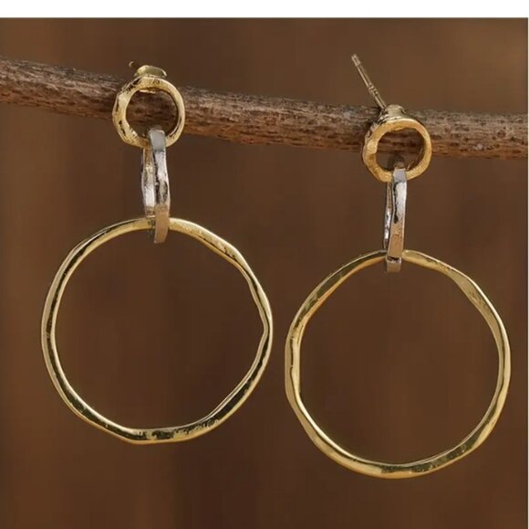 Vintage Bohemian Style 18K Golden Plated Two Tone Hollow Circle Hoops - Picture 1 of 3